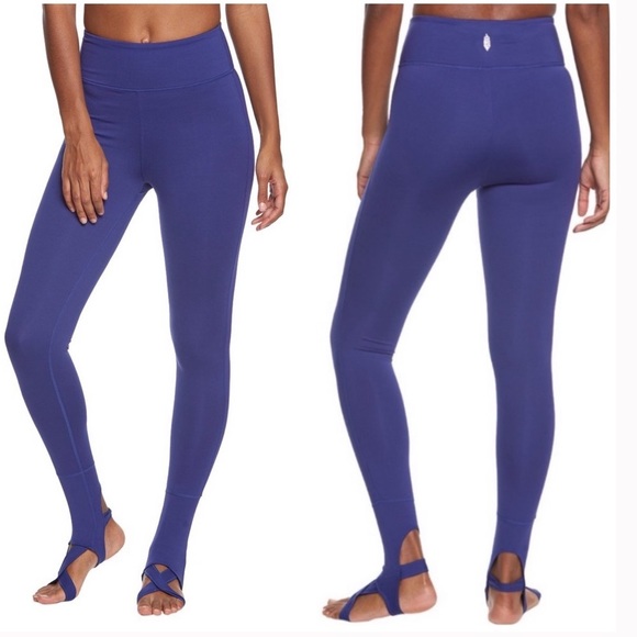 NEW Free People Movement Synergy Yoga Legging - Picture 2 of 8